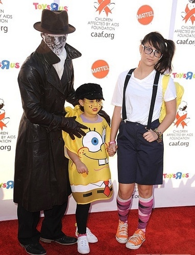  at 17th Annual Dream Halloween CAAF Benefit (30.10.10)