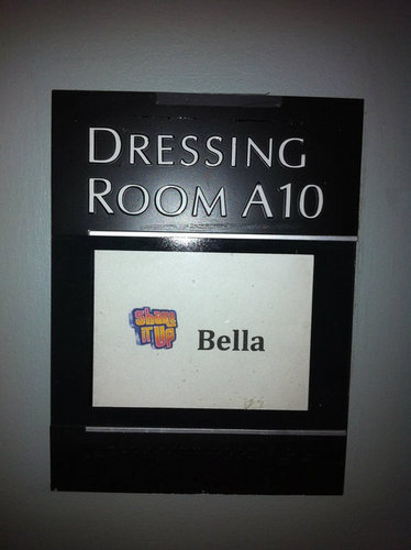  Bella's Dressing Room On "Shake It Up"