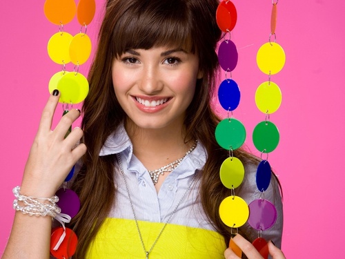  Demi Lovato wallpaper