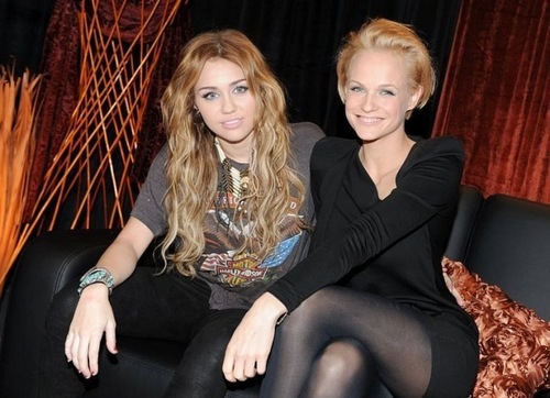  Miley at Wetten Dass..? (November 6).