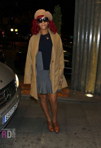 Rihanna spotted leaving her hotel in Madrid, Spain - November 5, 2010