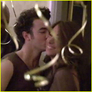  Danielle Jonas Throws Kevin A Surprise Birthday Party!