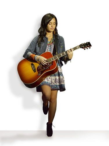  Demi Lovato - Camp Rock 2: The Final marmelade promoshoot (2010)