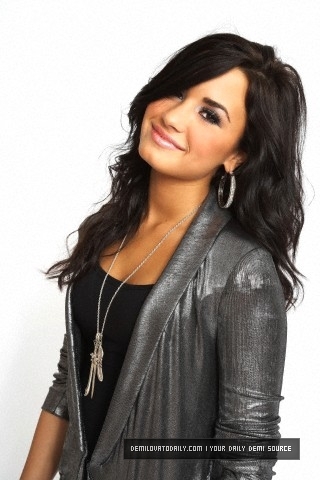  Demi Lovato - D Hallman 2010 for Pop bintang magazine photoshoot