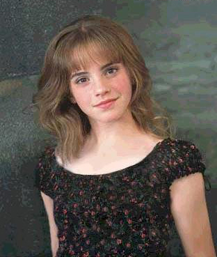  Emma Watson - Photoshoot #004: The Potter Collection (2001)