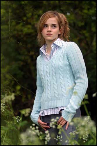 Emma Watson - Photoshoot #013: Los Angeles Times (2004)