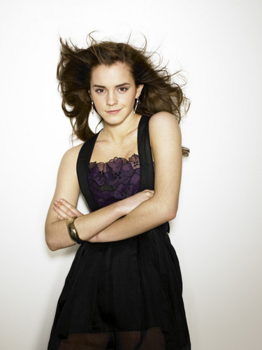  Emma Watson - Photoshoot #035: Tatler (2007)