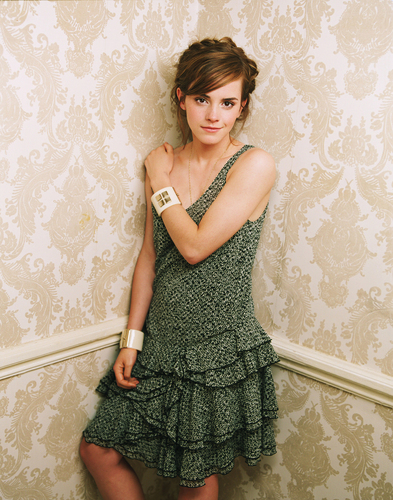  Emma Watson - Photoshoot #037: Bravo (2007)