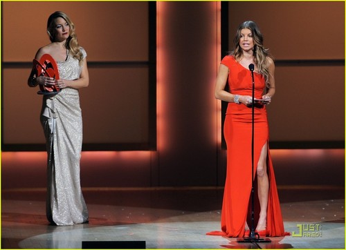  Fergie: 'Women of the taon Awards' with Josh Duhamel!