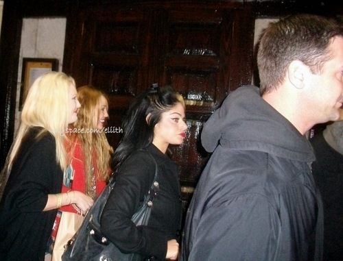  Miley at Madrid restaurant 08/11