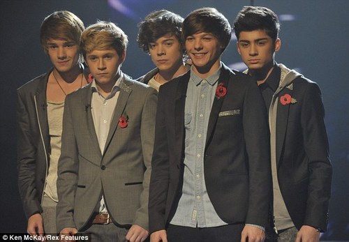  1 Direction Week 6 "Somefing About The Way U look 2Nite" :) x