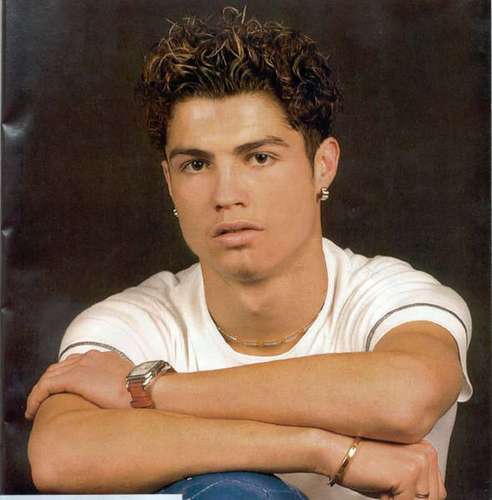  Cristiano Ronaldo long hair