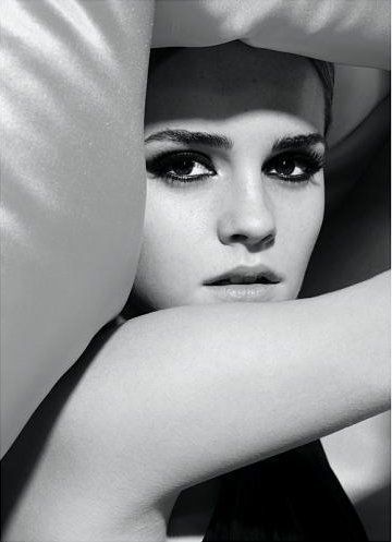  Emma Watson - Photoshoot #048: Arved Colvin Smith (2009)
