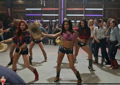 Hellcats Episode 11 - Think Twice Before You Go - Stills
