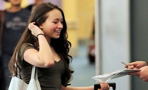  Jodelle Ferland at Vancouver airport-11/10/10