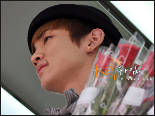 Key @ SHINee Rose Day Event