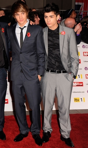  Liam & Zayn At The Pride Of Britain Awards Looking Dashing In Their सूट्स :) x