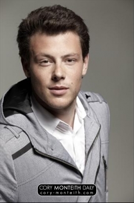  Outtakes of Cory’s تصویر shoot for his Fall / Winter 2009 campaign for Five Four