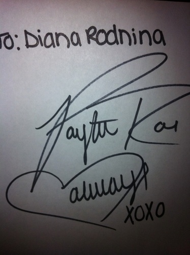  Payton's Autograph<3