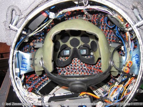  deadmau5's LED casque (from the inside)