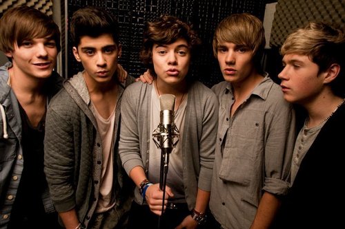  1 Direction Practicing X Factor Charity Single In Aid Of Help For Giải cứu thế giới :) x