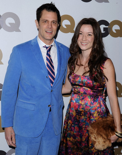  Johnny Knoxville & Naomi Nelson @ the 2010 GQ Men Of The tahun Party