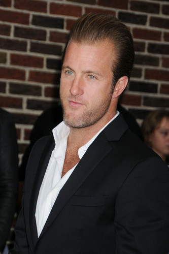 Scott Caan Arrives at the "Late Show with David Letterman"