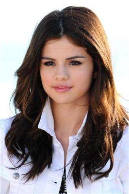  Selena Gomez New Photoshoot