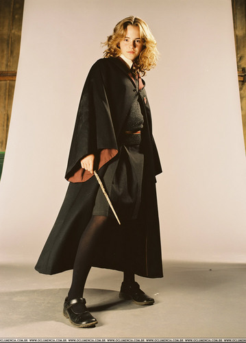 Emma Watson - Harry Potter and the Prisoner of Azkaban promoshoot (2004)