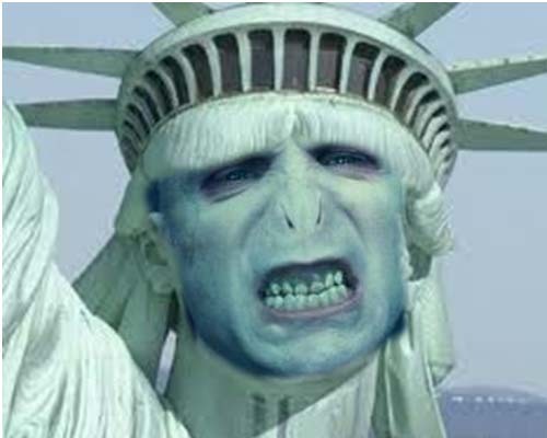  Statue of Lord Voldemort