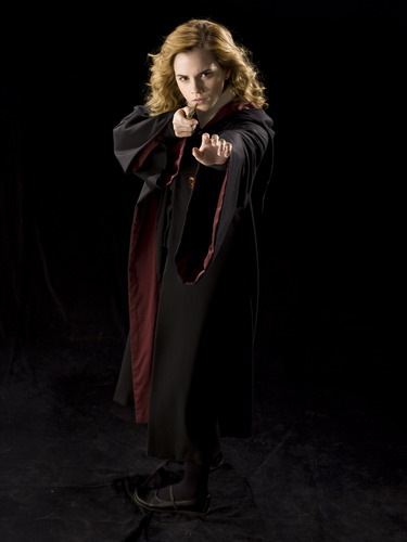  Emma Watson - Harry Potter and the Half-Blood Prince promoshoot (2009)