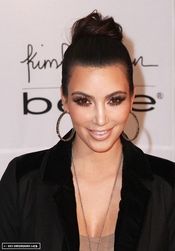  Kim Kardashian For bebe Jewelry Launch