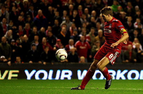  S. Gerrard playing for Liverpool