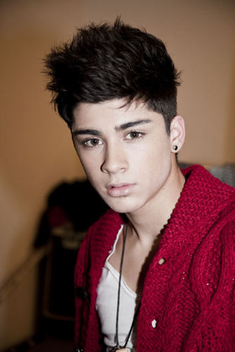 Sizzling Hot Zayn Is Red Hot (He Owns My Heart & Always Will) Goregous Coco Eyes Make Me Melt :) x