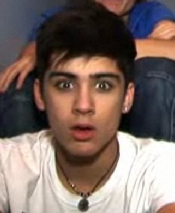 Sizzling Hot Zayn Luking Shocked (He Owns My Heart & Always Wil l) Those Coco Eyes :) x