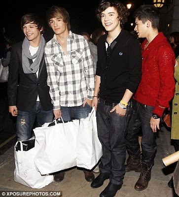  1 Direction At London Fashion Zeigen (I 1der What Zayn Is Looking At) :) x