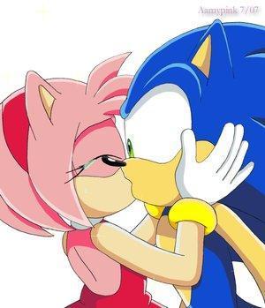  Kissing Sonic Super