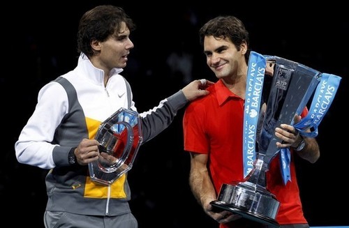  Roger Federer conquers Rafael Nadal to claim ATP Finals judul