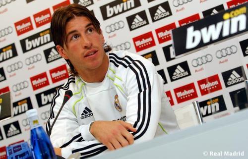  Sergio Ramos's press conference (FC barcelona 5-0 Real Madrid 1.12.2010)