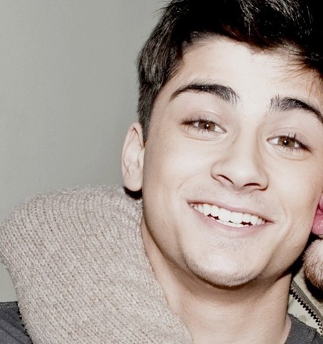  Sizzling Hot Zayn (He Owns My cuore & Always Will) Those Coco Eyes :) x