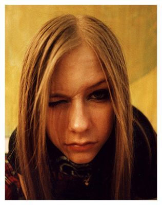  Young Avril các bức ảnh