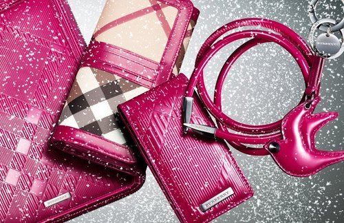  chổ lồi ở cây, burberry holidays collection-Colorful winter