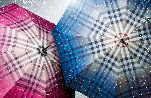  burberry, बरबरी holidays collection-Colorful winter