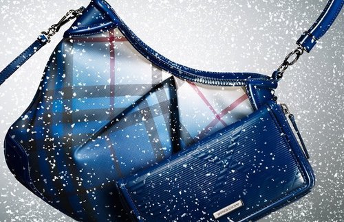  chổ lồi ở cây, burberry holidays collection-Colorful winter