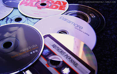  CDs