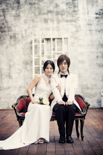  Hyunjoong & HwangBo - Wedding picture
