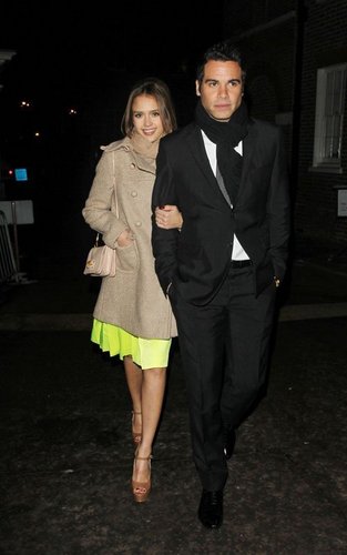  Jessica & Cash out in Londra