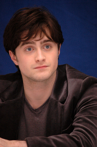  Londra Press Conference for DH1 11.13.2010