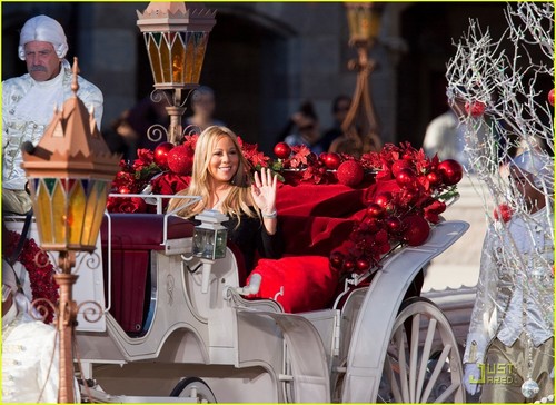  Mariah Carey: Disney giáng sinh Parade Performer!