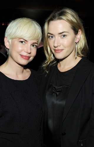  Michelle Williams & Kate Winslet - Blue Valentine Screening at Tribeca Grand (30.11.2010)